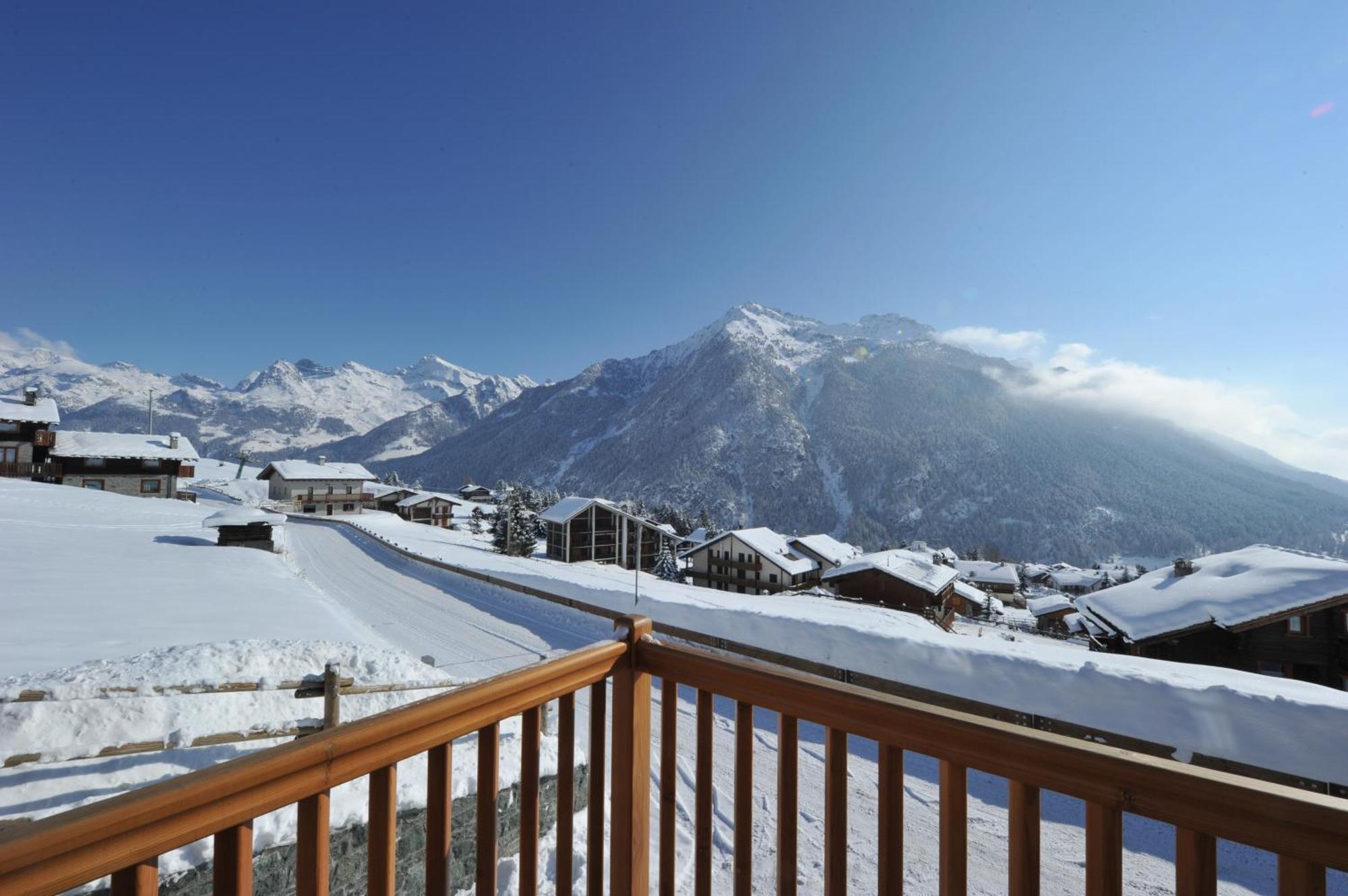 Gresil Residence Champoluc Eksteriør bilde